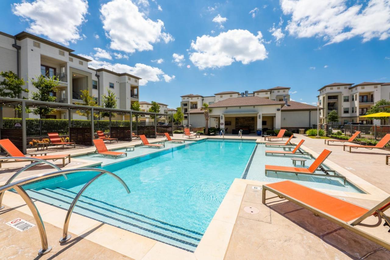 Luxe 3B/2B Getaway - Pool, Gym, Parking, Pet Wash Apartment Leander Екстериор снимка