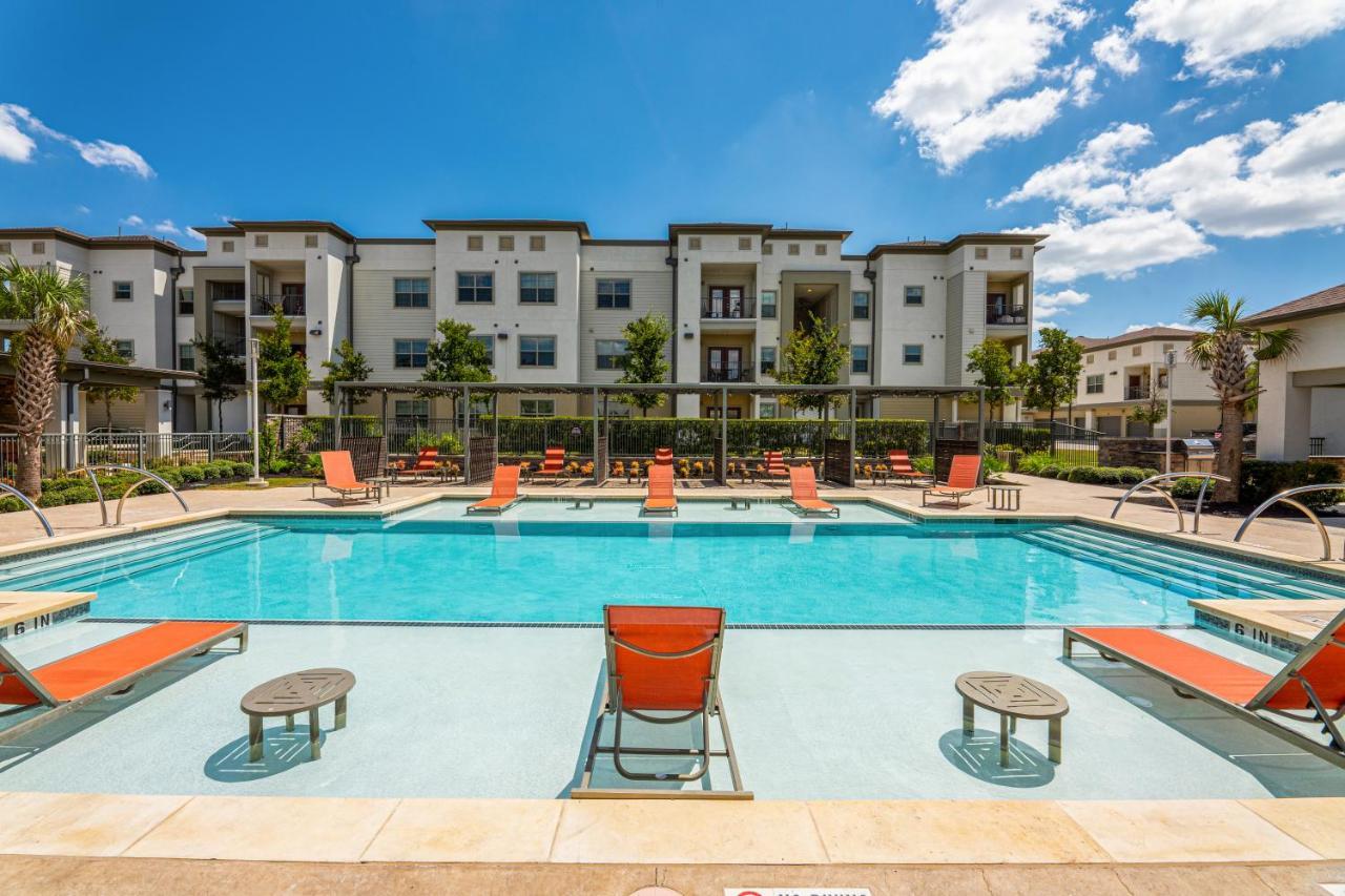 Luxe 3B/2B Getaway - Pool, Gym, Parking, Pet Wash Apartment Leander Екстериор снимка