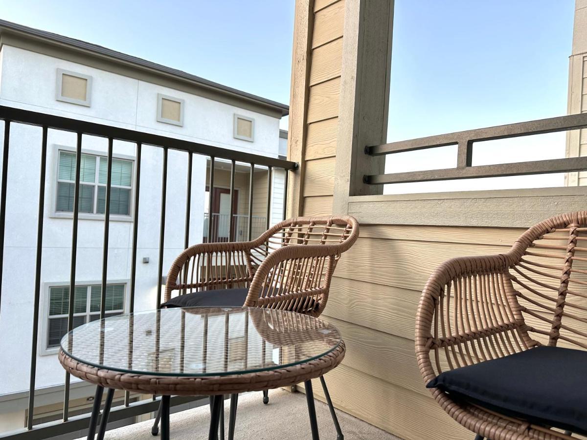 Luxe 3B/2B Getaway - Pool, Gym, Parking, Pet Wash Apartment Leander Екстериор снимка