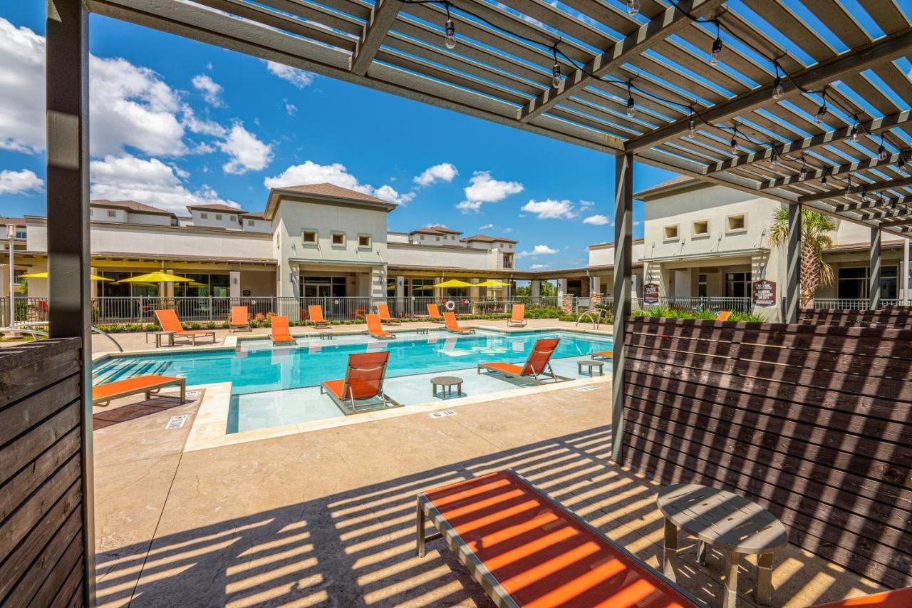Luxe 3B/2B Getaway - Pool, Gym, Parking, Pet Wash Apartment Leander Екстериор снимка